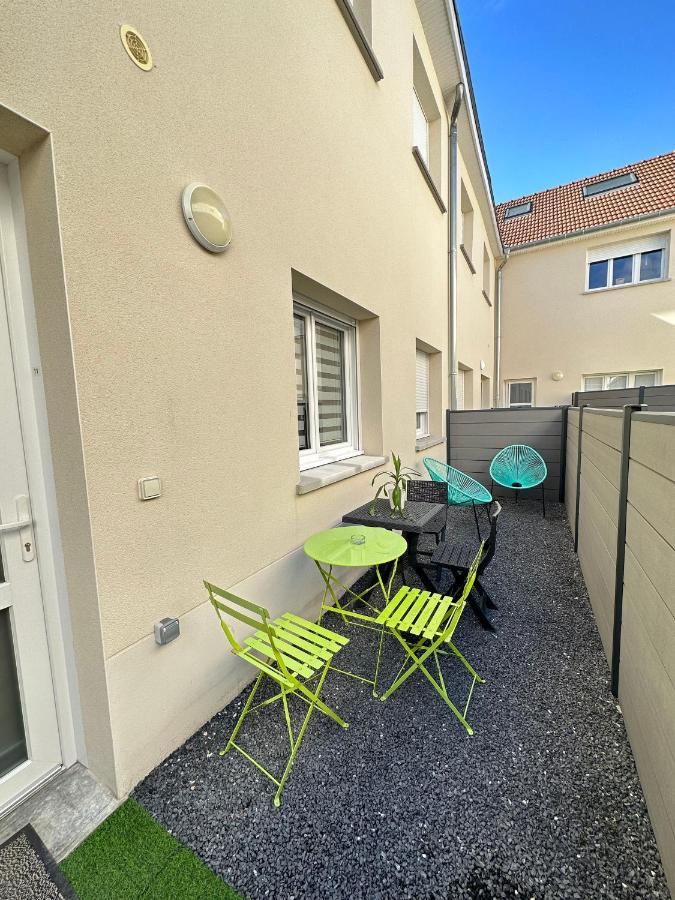 Le Remois - Charmant T2 - Renove - Parking - Cour Privative - Wifi Reims Exteriör bild