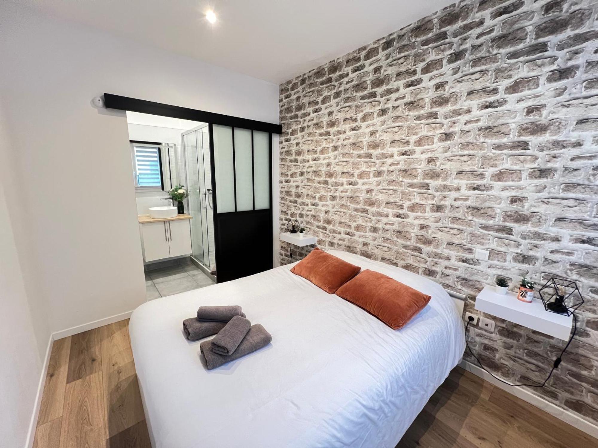 Le Remois - Charmant T2 - Renove - Parking - Cour Privative - Wifi Reims Exteriör bild